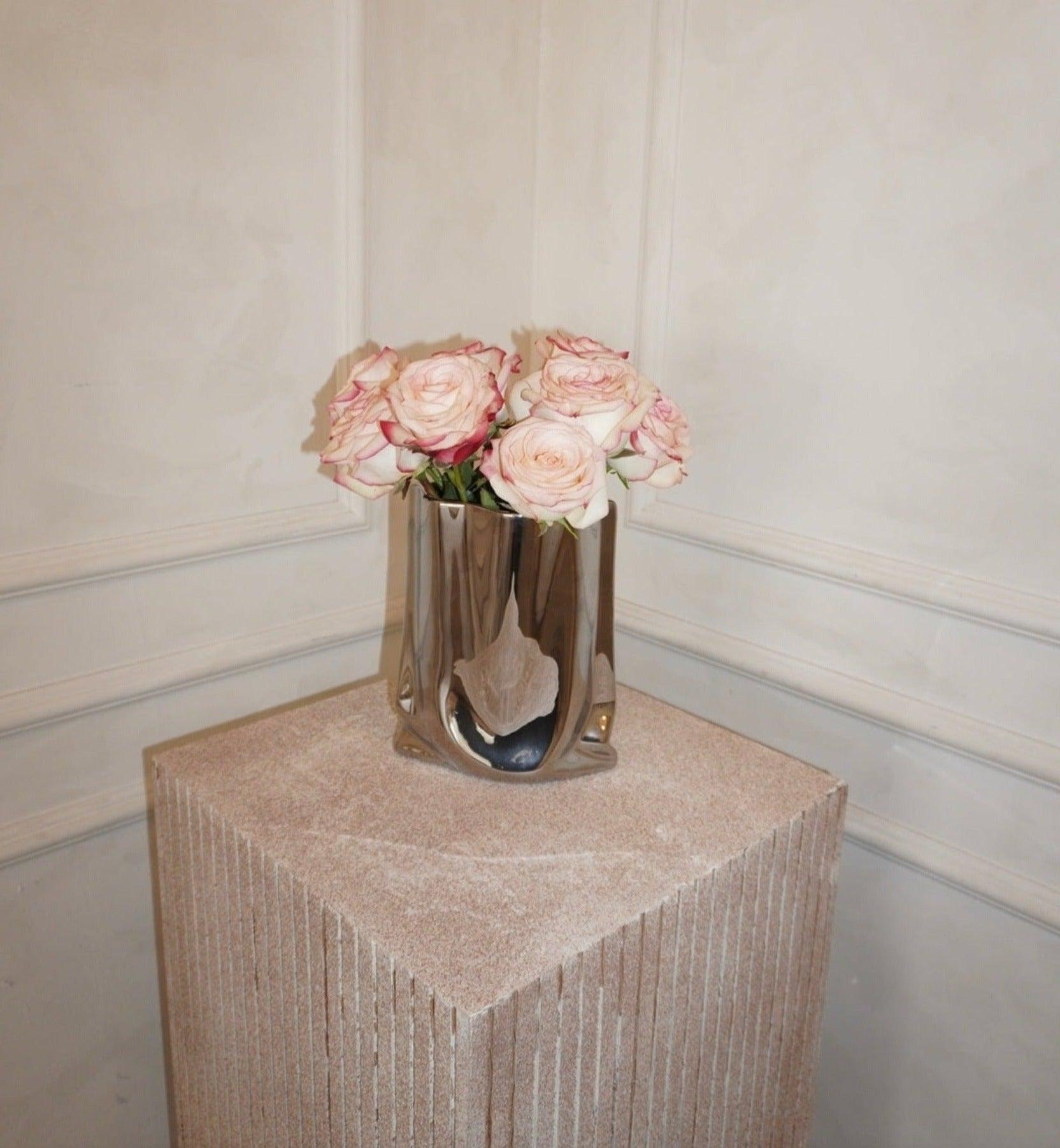 Pleated Texture Ceramic Vase - The cool art room 